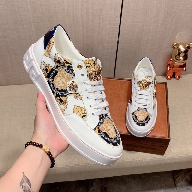 Givenchy Sneakers